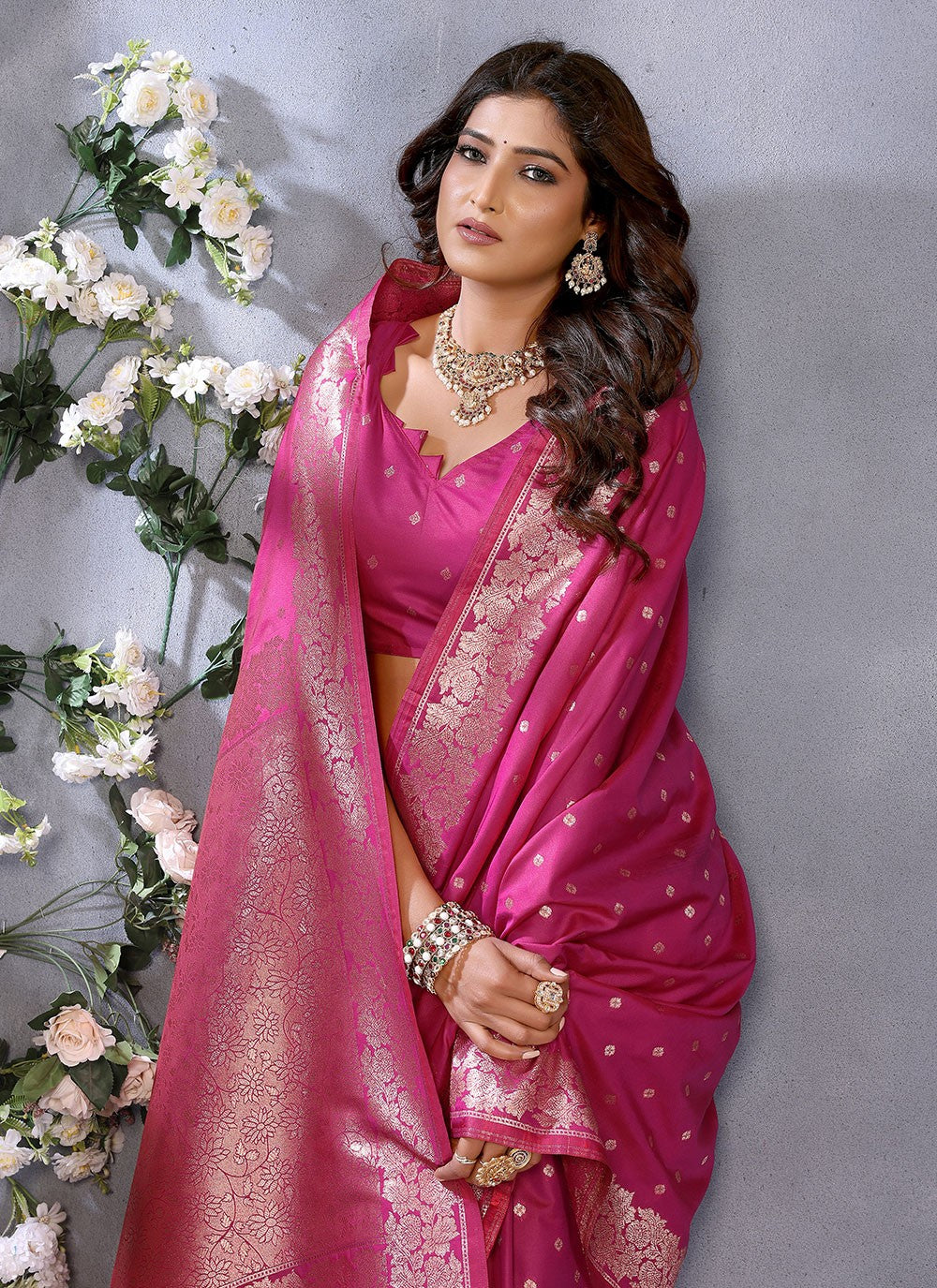 Pink Banarasi Silk Trendy Saree Jacquard Work, Weaving Zari S16917