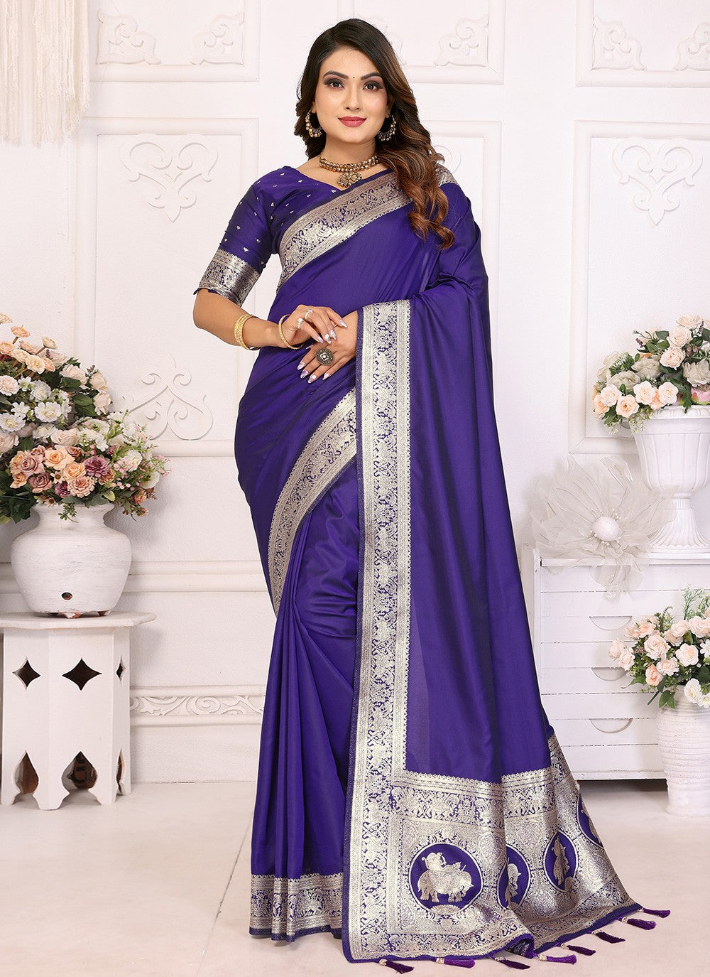 Purple Banarasi Silk Trendy Saree Jacquard Work, Weaving Zari S17845