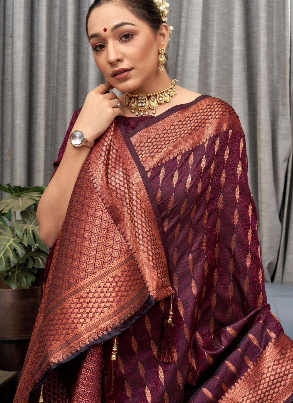 Traditional Jacquard Work Silk Saree - S2820