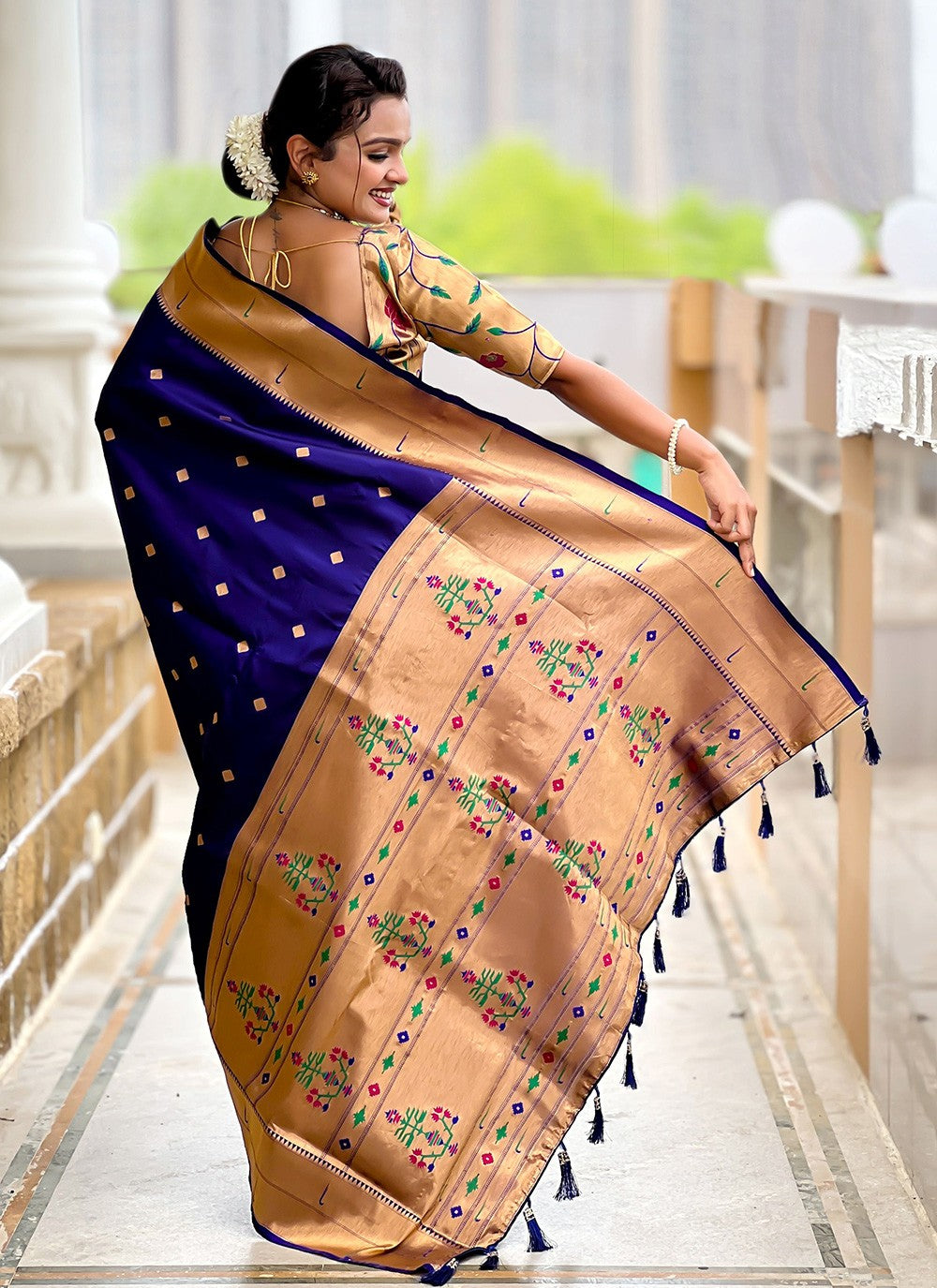 Violet Silk Contemporary Saree Jacquard Work S18320