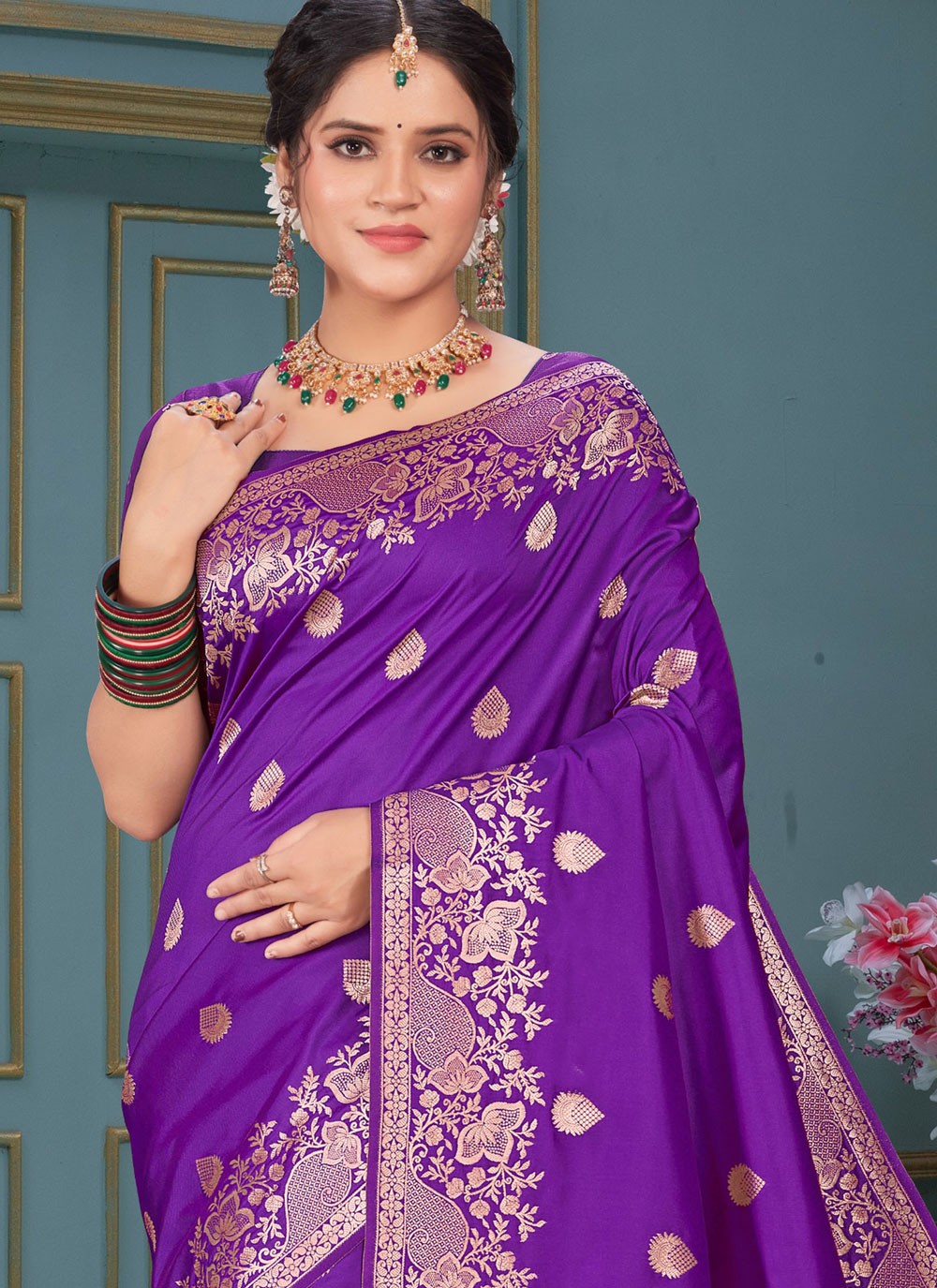 Traditional Jacquard Work Violet Silk Saree S12852