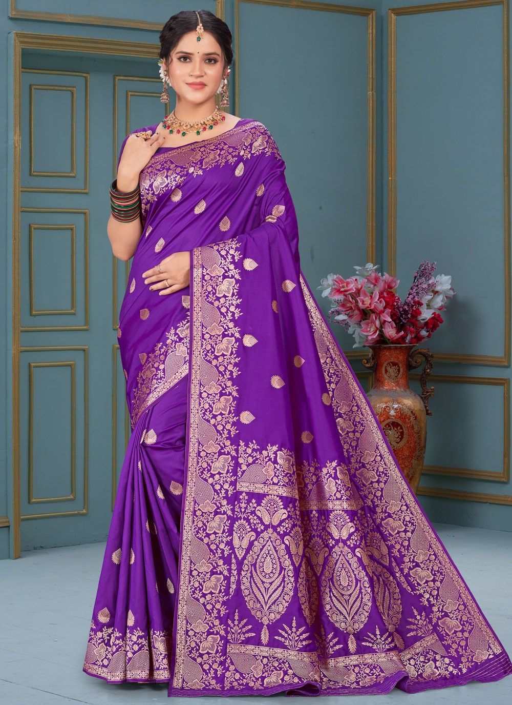 Traditional Jacquard Work Violet Silk Saree S12852