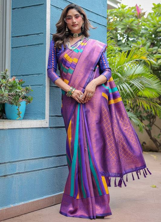 Trendy Saree Woven Purple, Violet Kanjivaram Silk Saree S12504