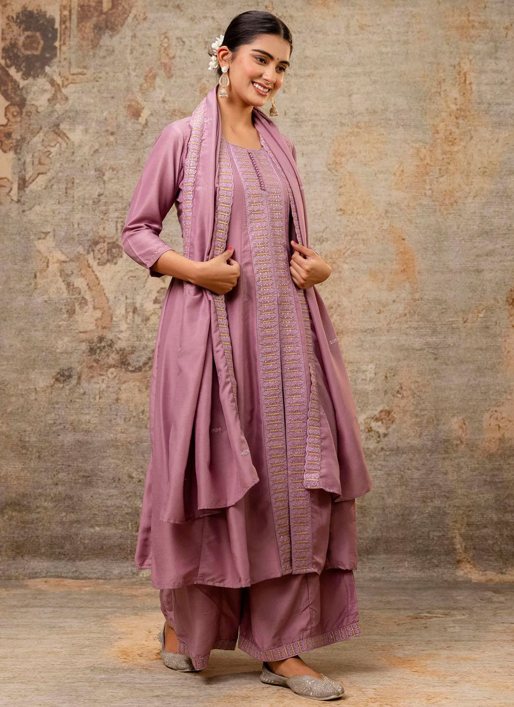 Embroidered Silk Blend Lavender Salwar Suit T6115