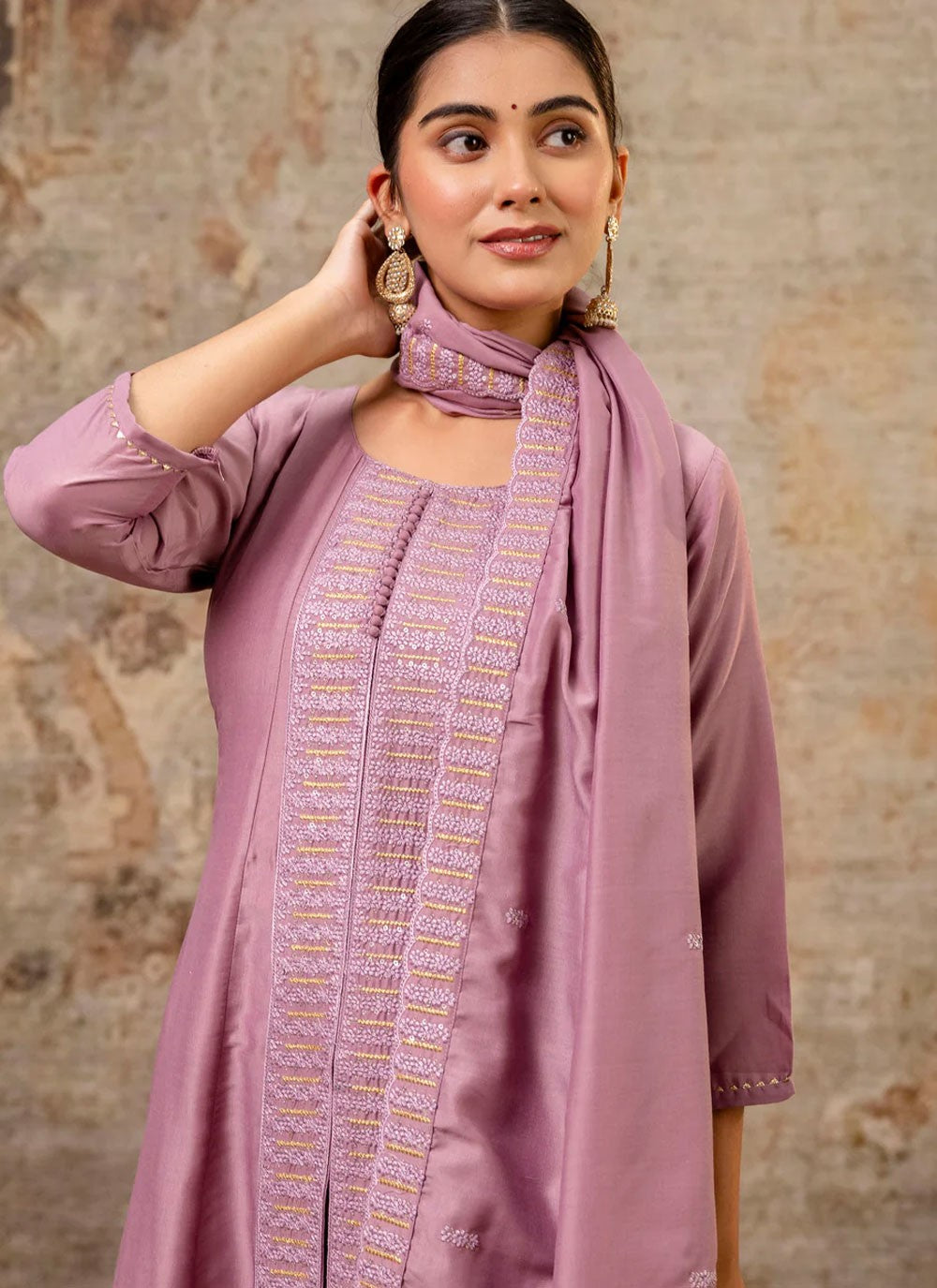 Embroidered Silk Blend Lavender Salwar Suit T6115