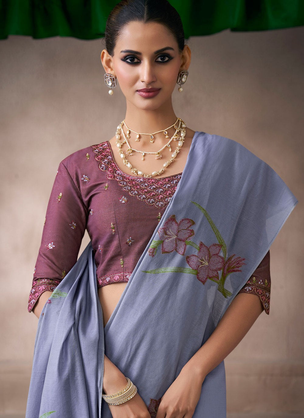 Lavender Cotton Contemporary Saree Fancy Work S19860