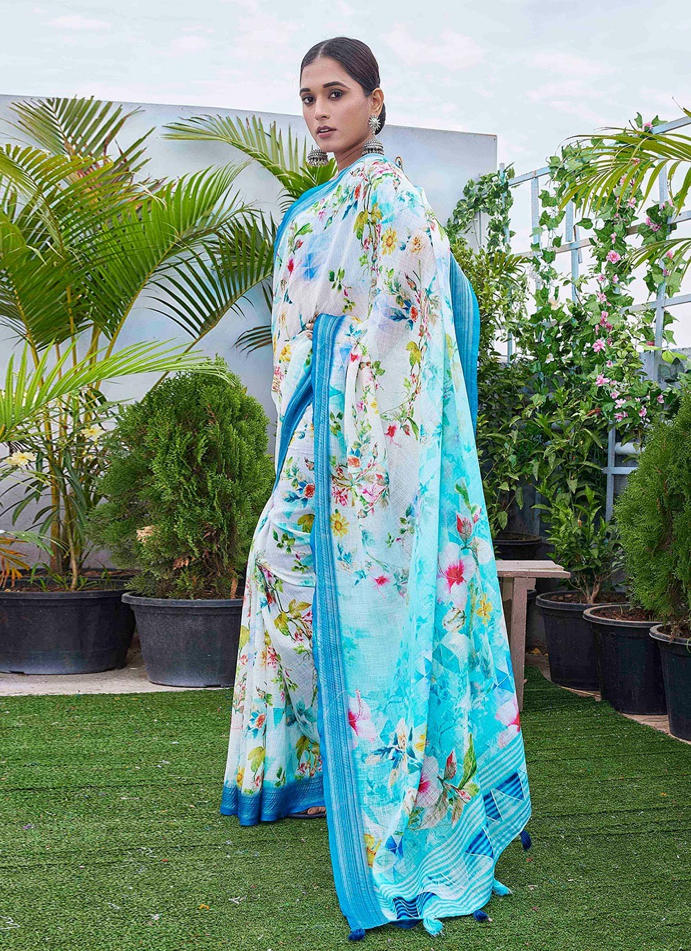 Classic Digital Print Linen Saree - S8986