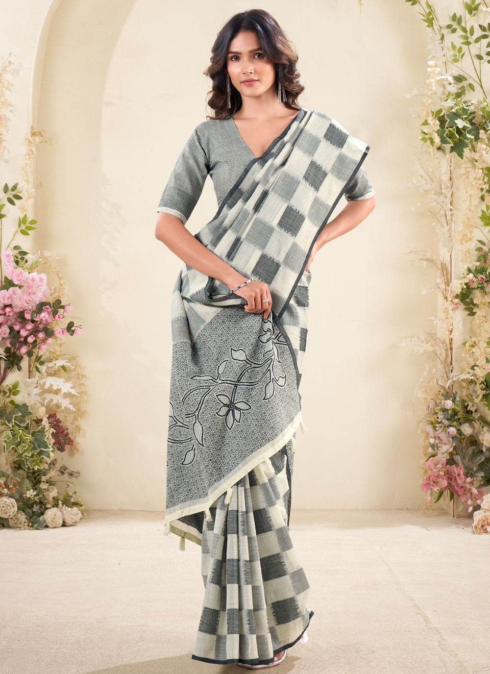 Grey Linen Designer Saree Checks, Printed S18837