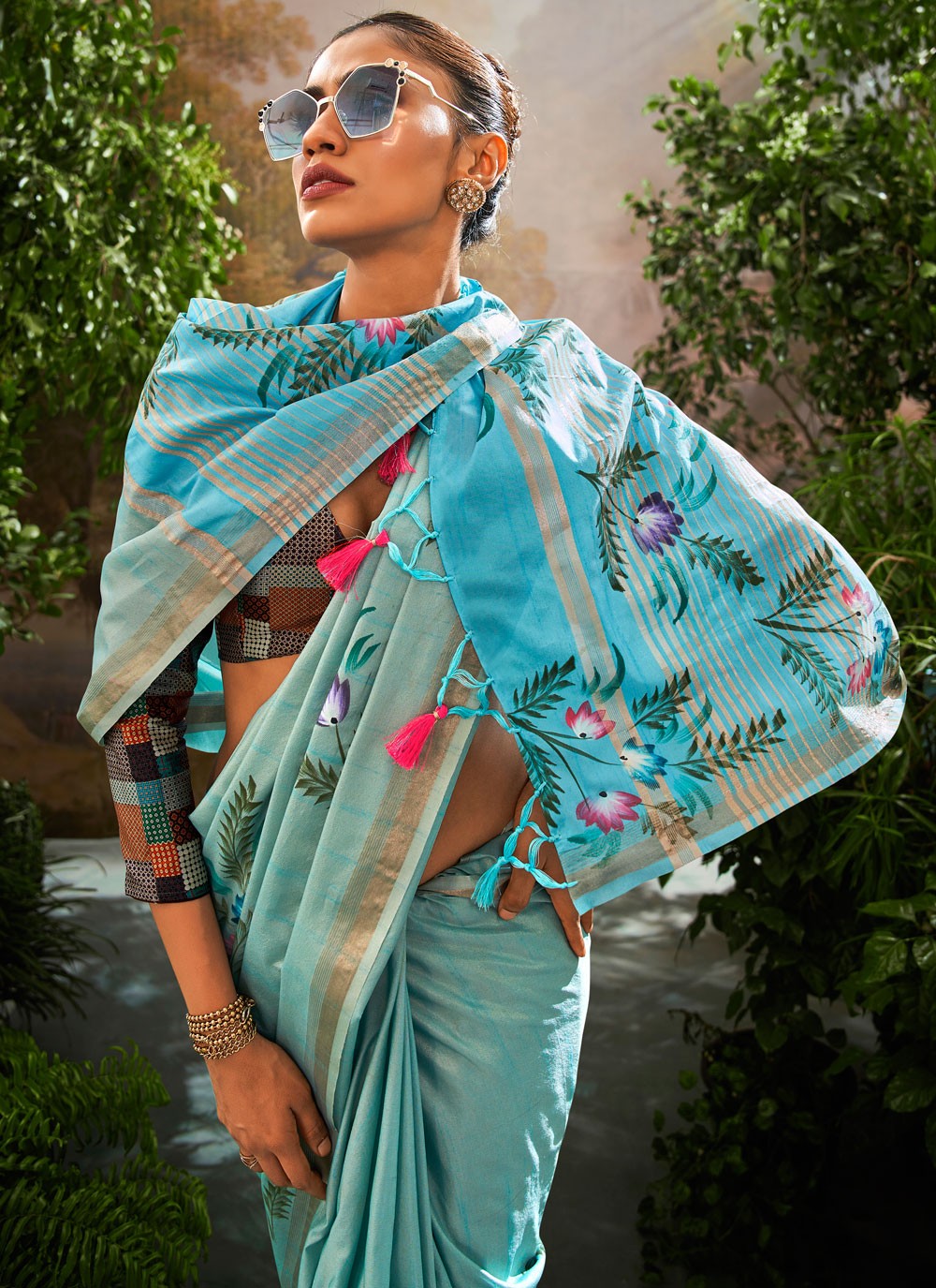 Classic Printed Linen Saree - S8387