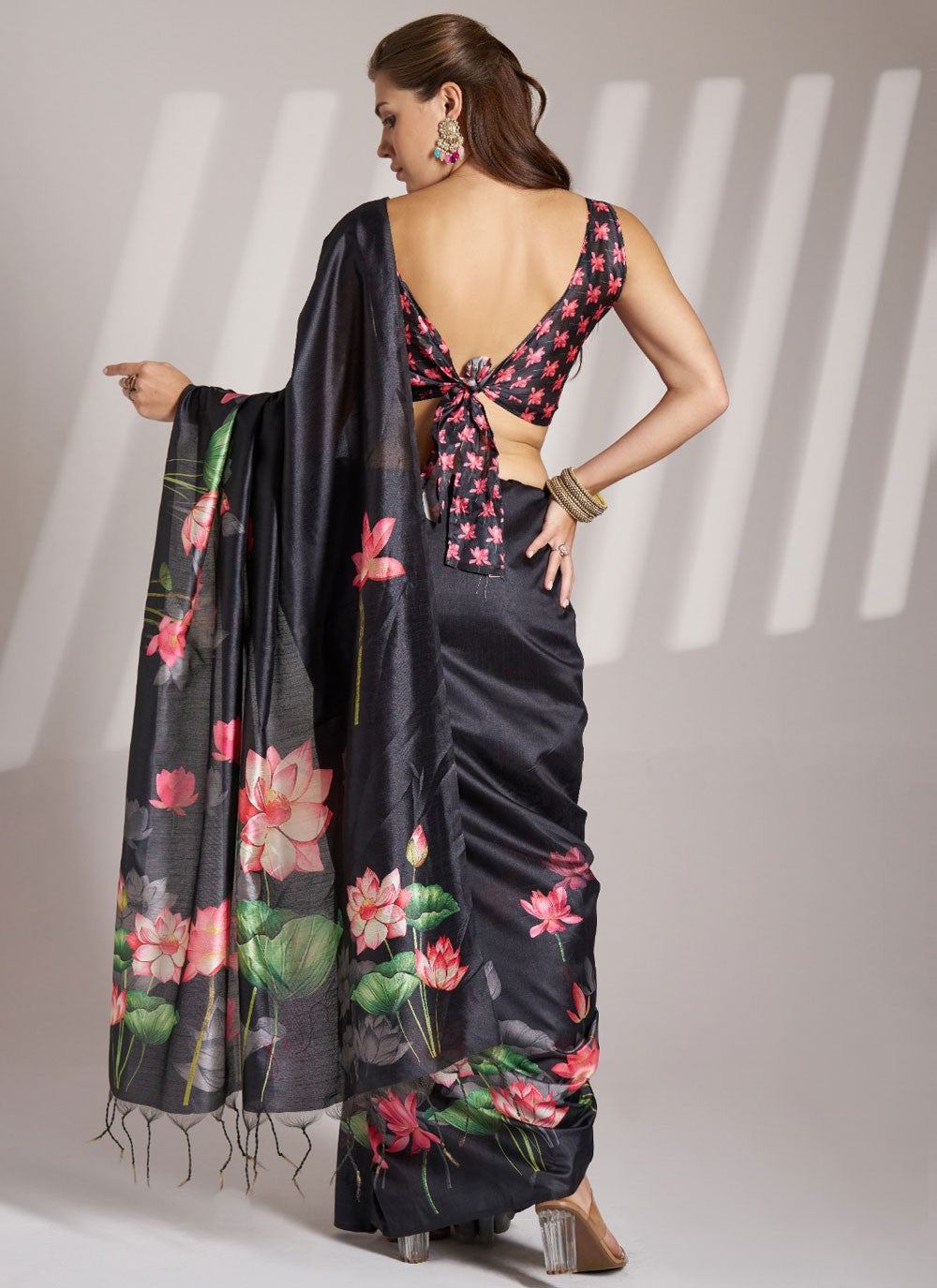 Floral Printed Linen Black Saree S14208