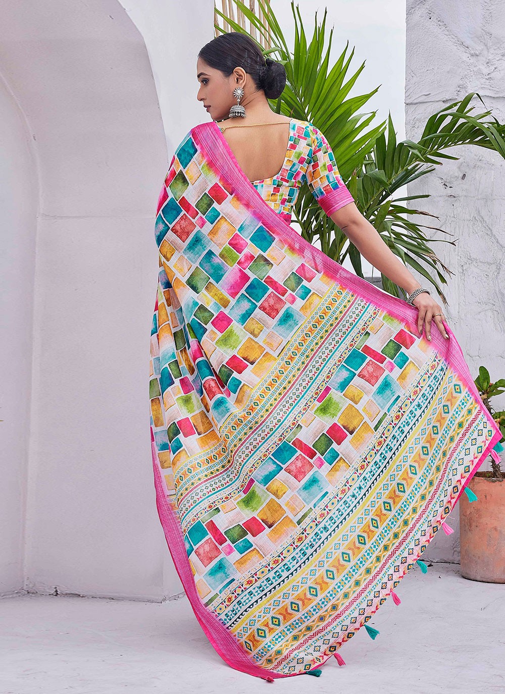 Classic Digital Print Linen Saree - S8986