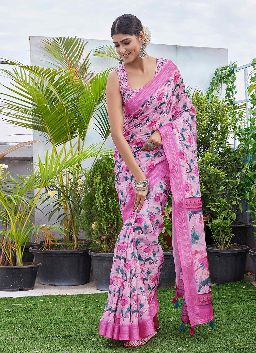 Classic Digital Print Linen Saree - S8986