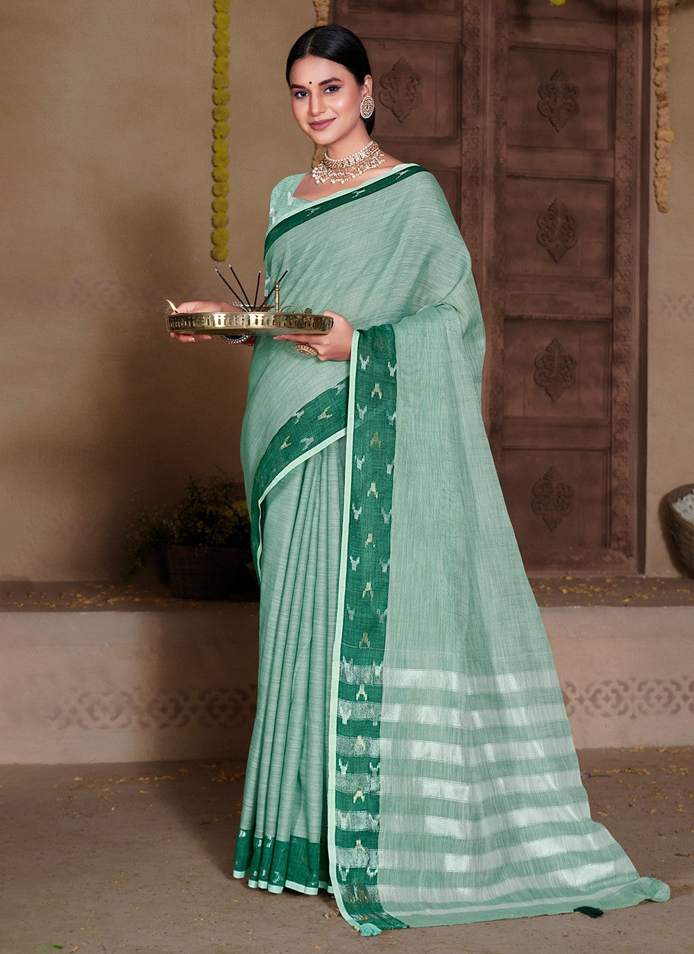 Casual Woven Linen Saree - S4455