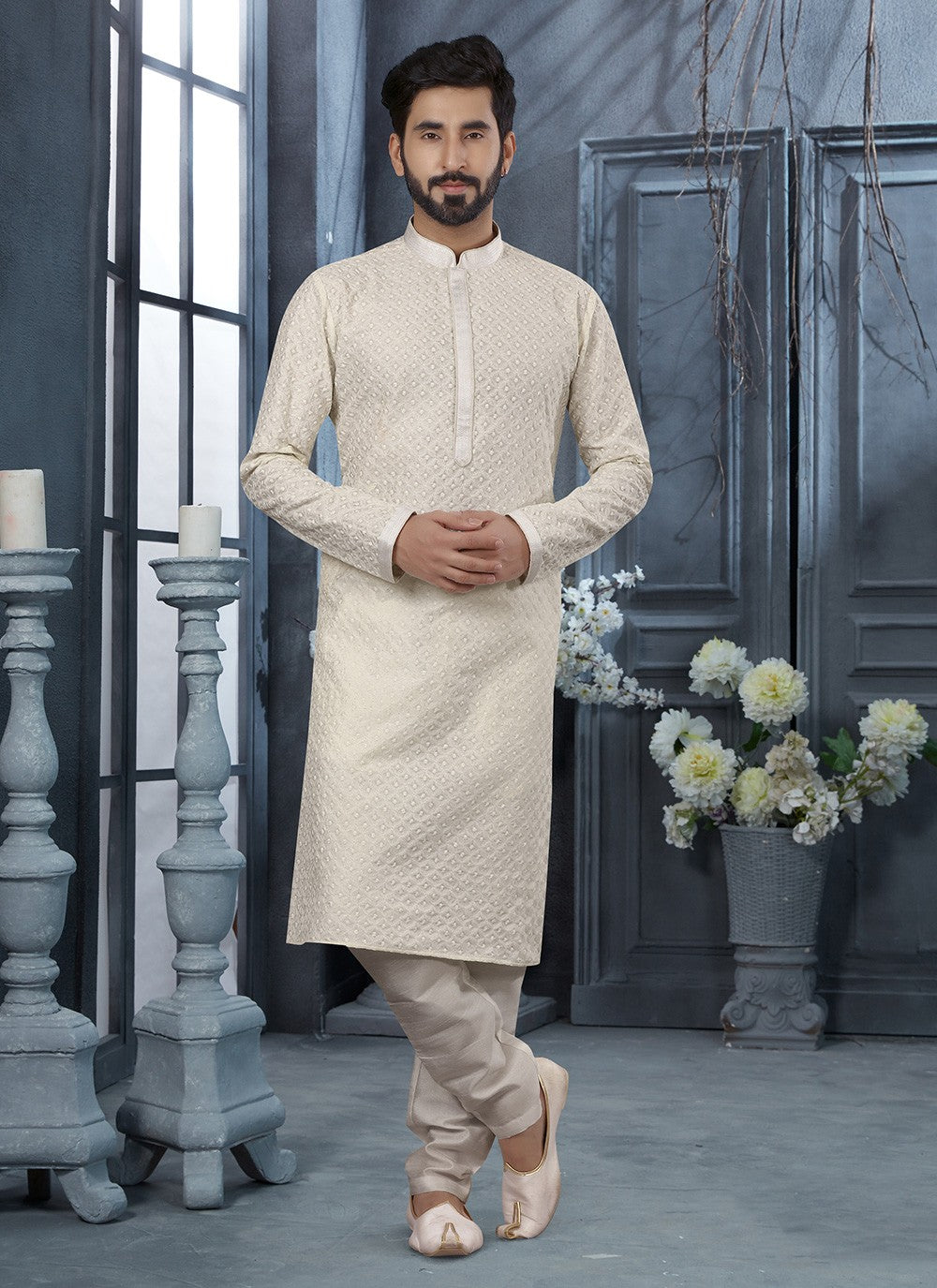 Embroidered Lucknowi Off White Kurta - M5631
