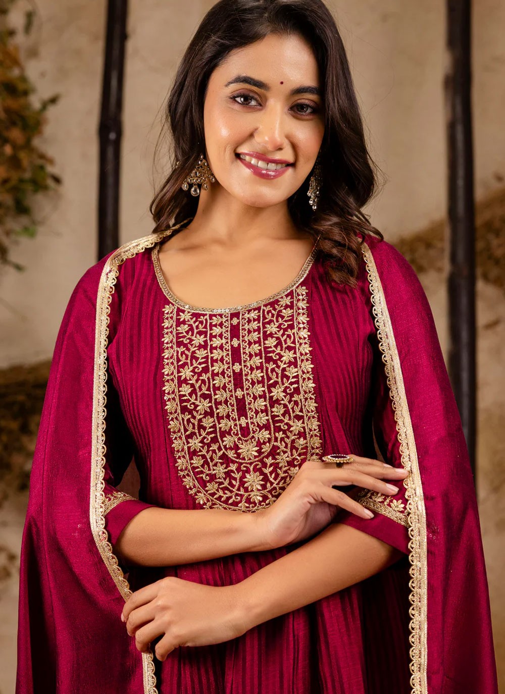 Embroidered Silk Blend Hot Pink Salwar Suit T6125