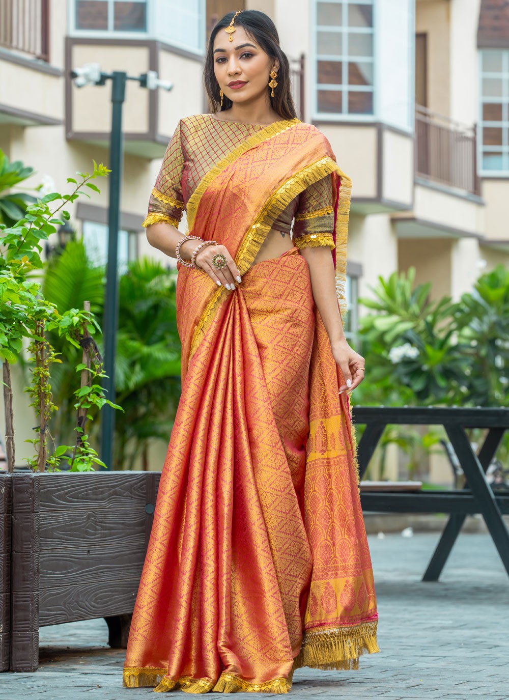 Woven Brocade Magenta Saree S14735