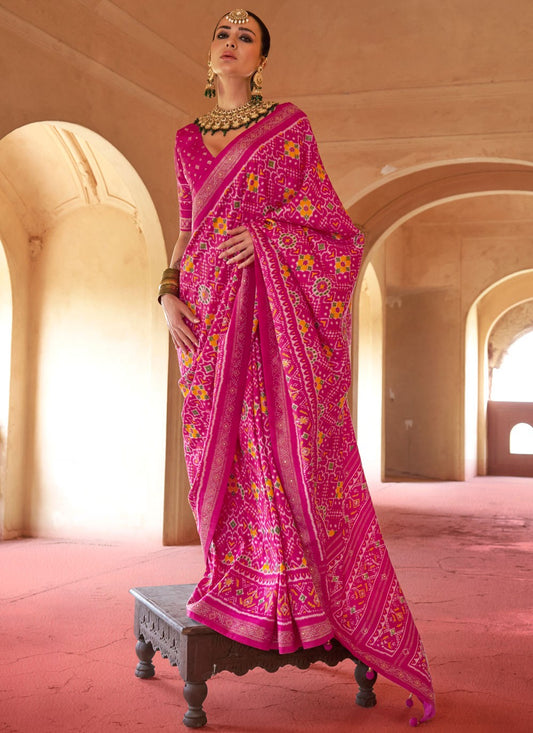 Magenta Silk Trendy Saree Patola Print S18271