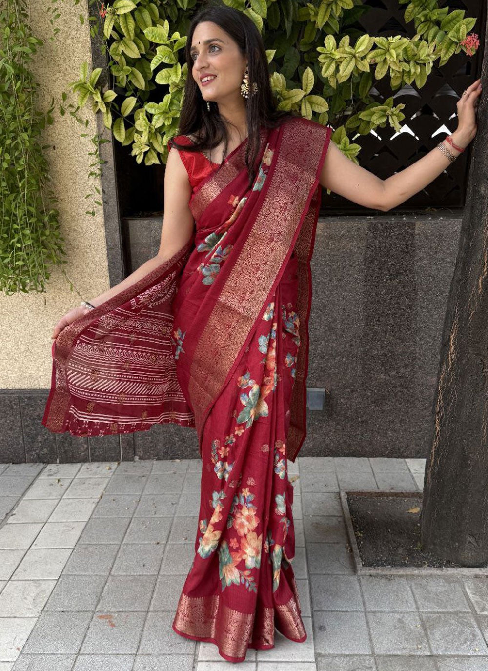 Printed, Weaving Zari Pure Dola Saree - S11836