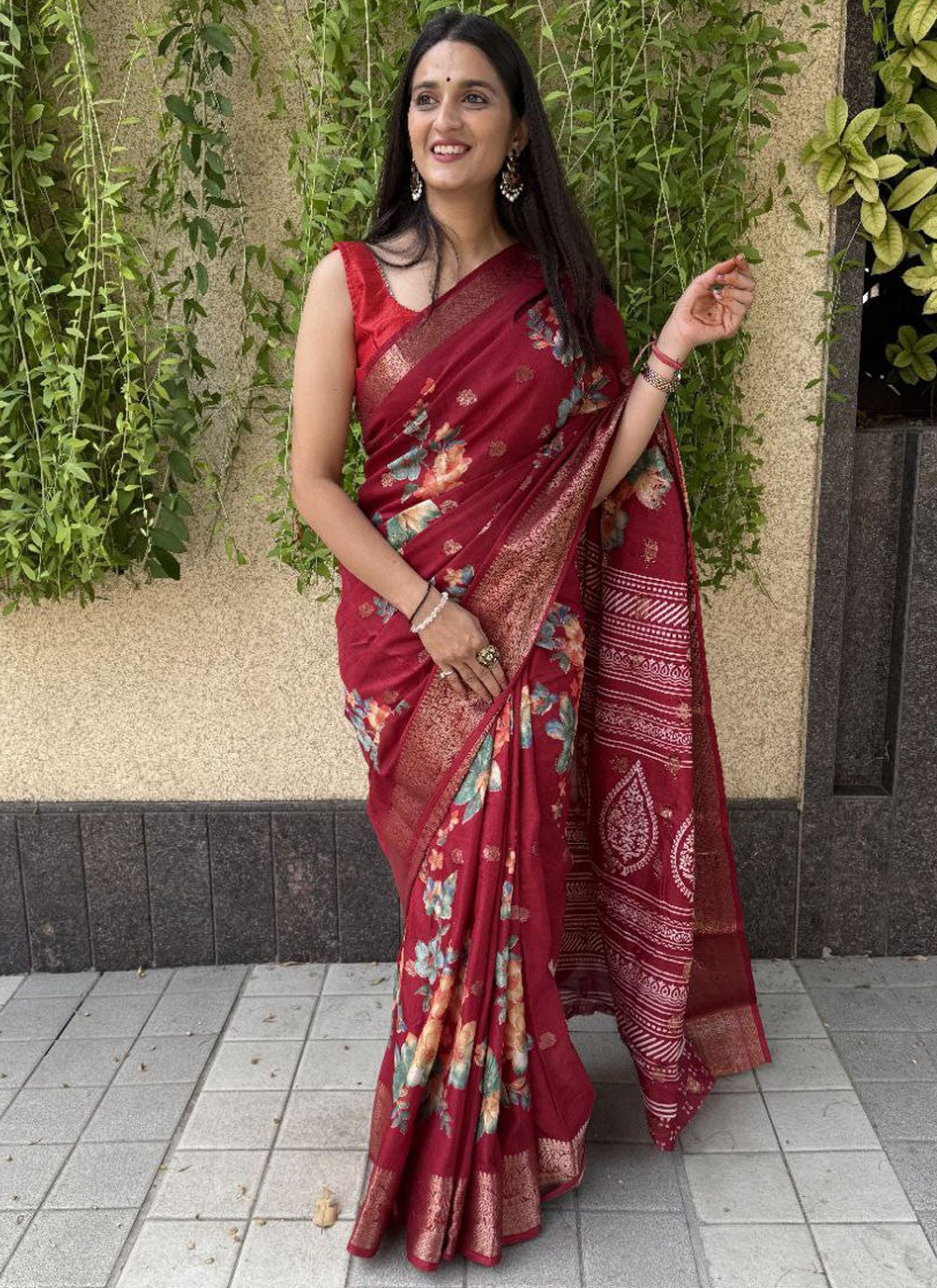 Printed, Weaving Zari Pure Dola Saree - S11836