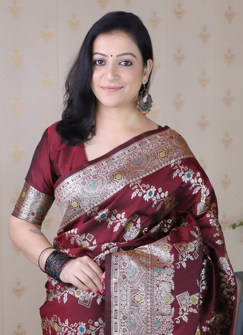 Maroon Banarasi Silk Classic Saree Woven S19526