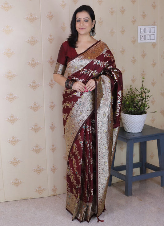Maroon Banarasi Silk Classic Saree Woven S19526