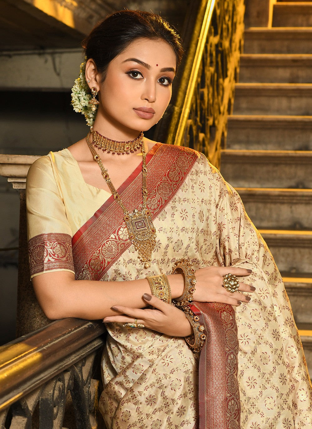 Maroon Banarasi Silk Classic Saree Jacquard Work, Woven S16595