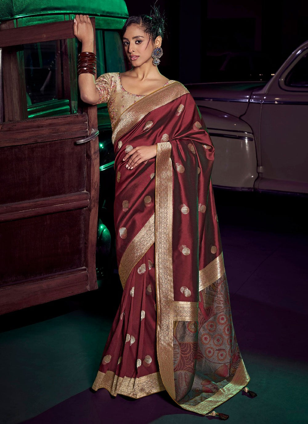 Maroon Pure Silk Contemporary Saree Weaving Zari S19044