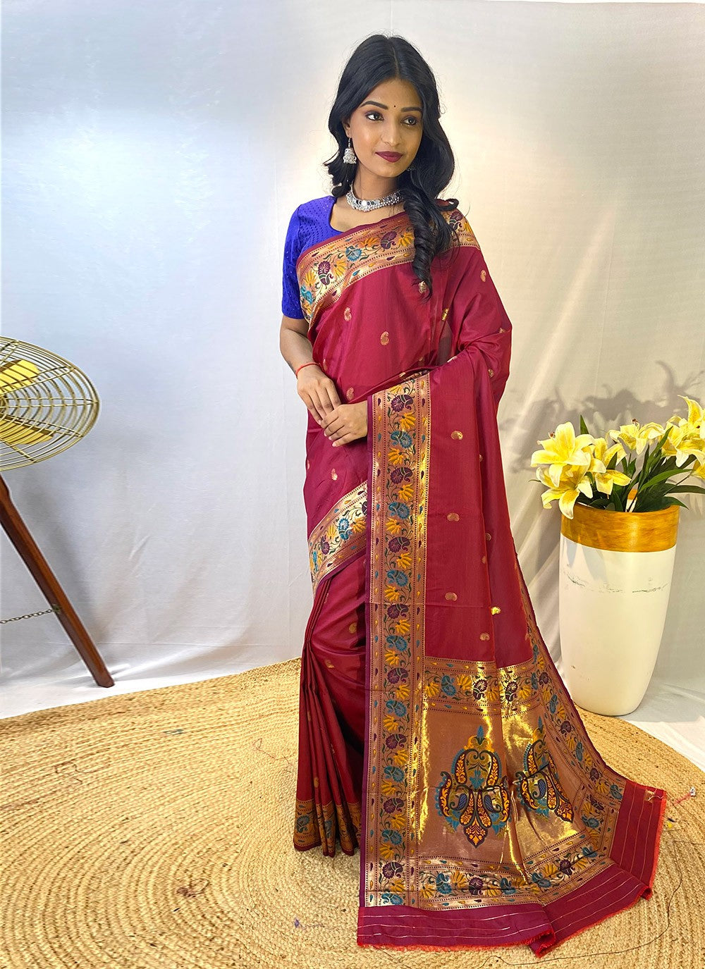 Traditional Weaving Zari Silk Saree - S8423