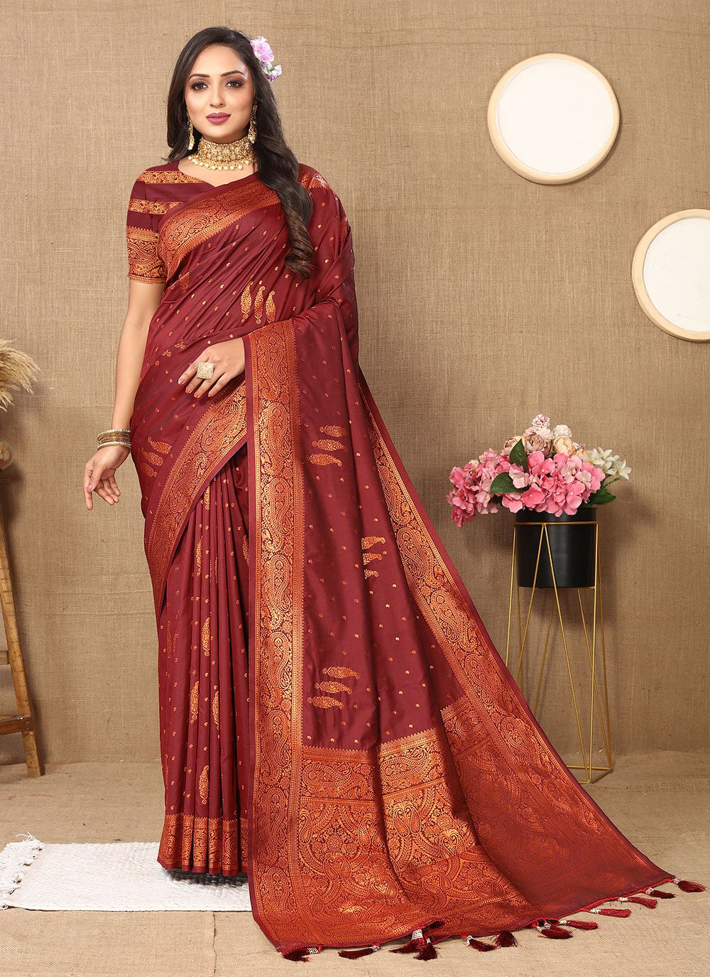 Classic Weaving Zari Silk Saree - S5472