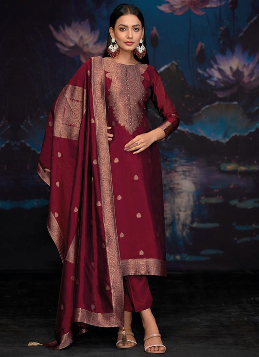 Weaving Zari Silk Maroon Pant Style Suit T6574