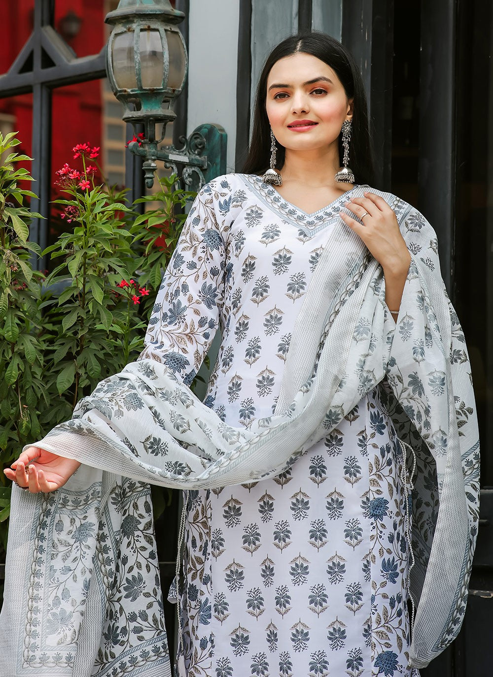 Salwar Suit Lace Grey Muslin T5042