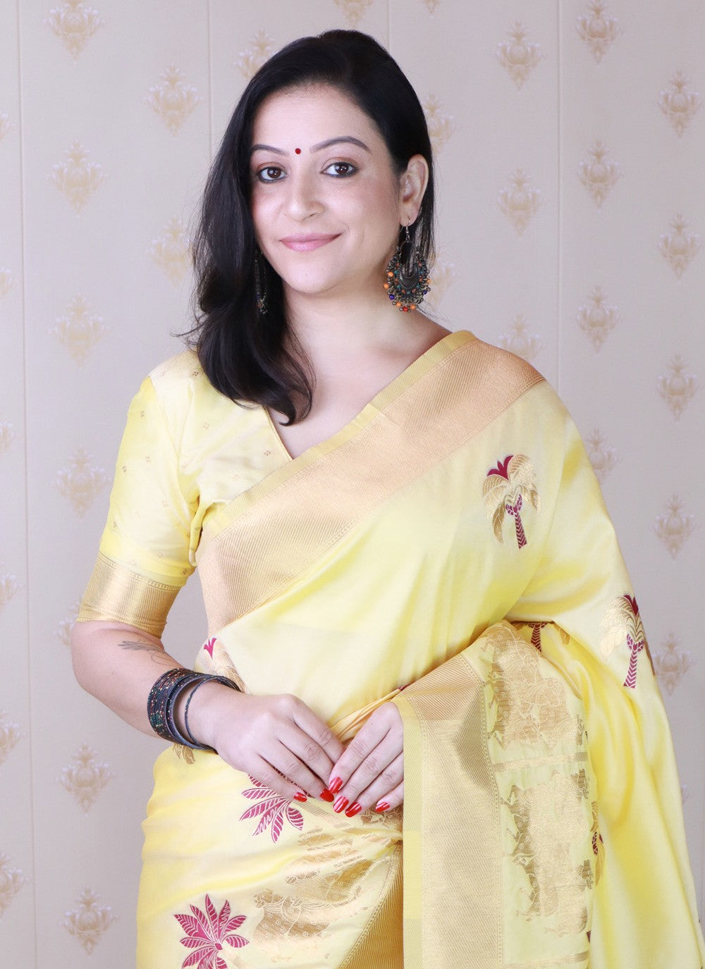 Yellow Silk Classic Saree Meenakari, Woven S19473