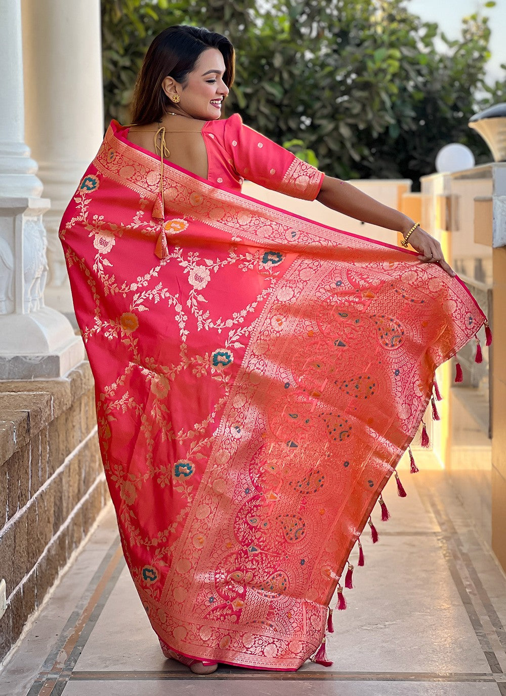 Pink Banarasi Silk Contemporary Saree Meenakari S16323