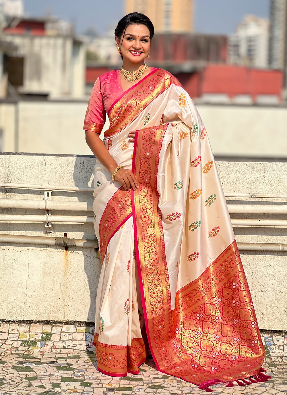 Meenakari Silk Cream Classic Saree S15297