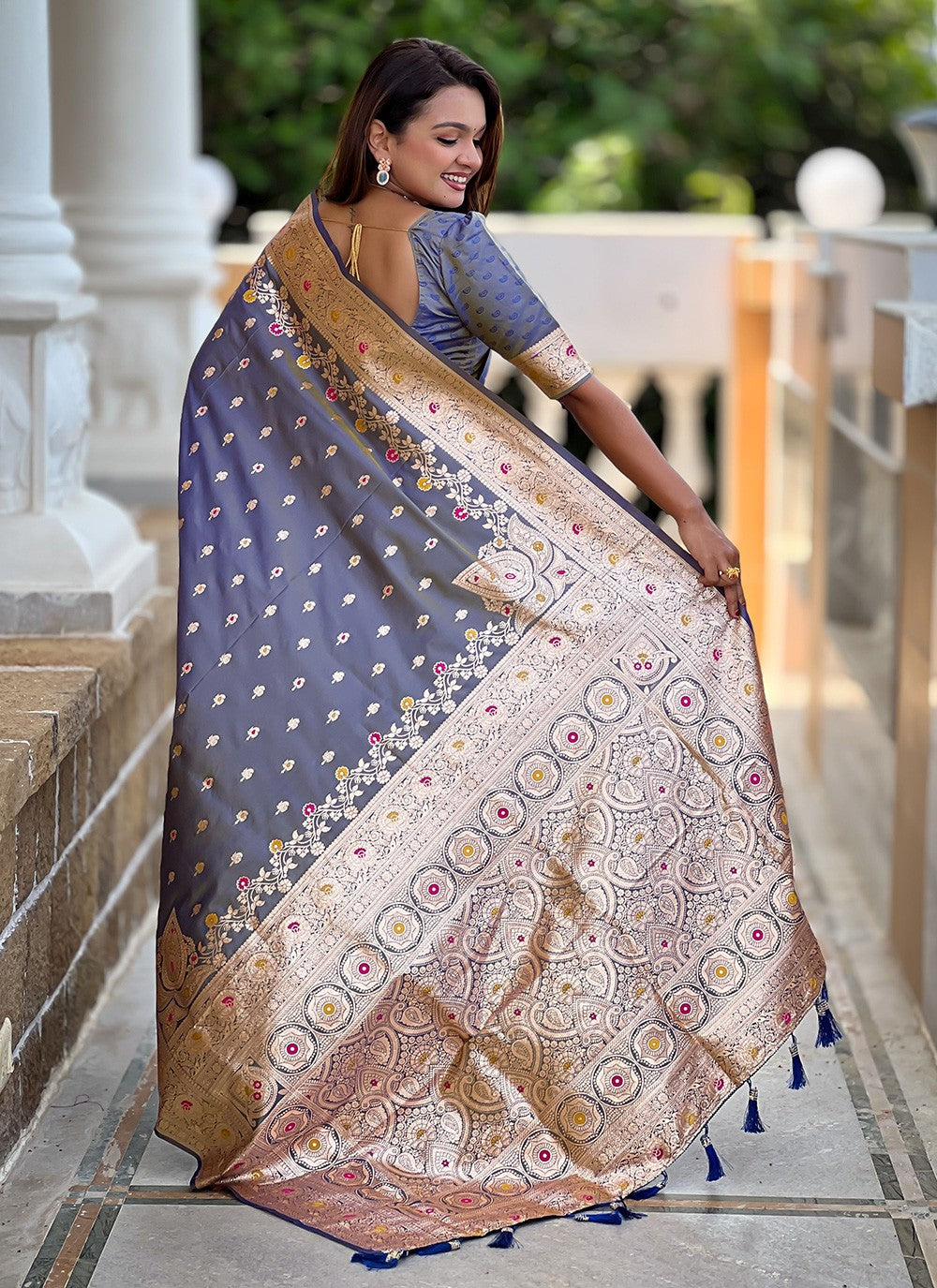 Grey Banarasi Silk Classic Saree Meenakari, Woven S16651