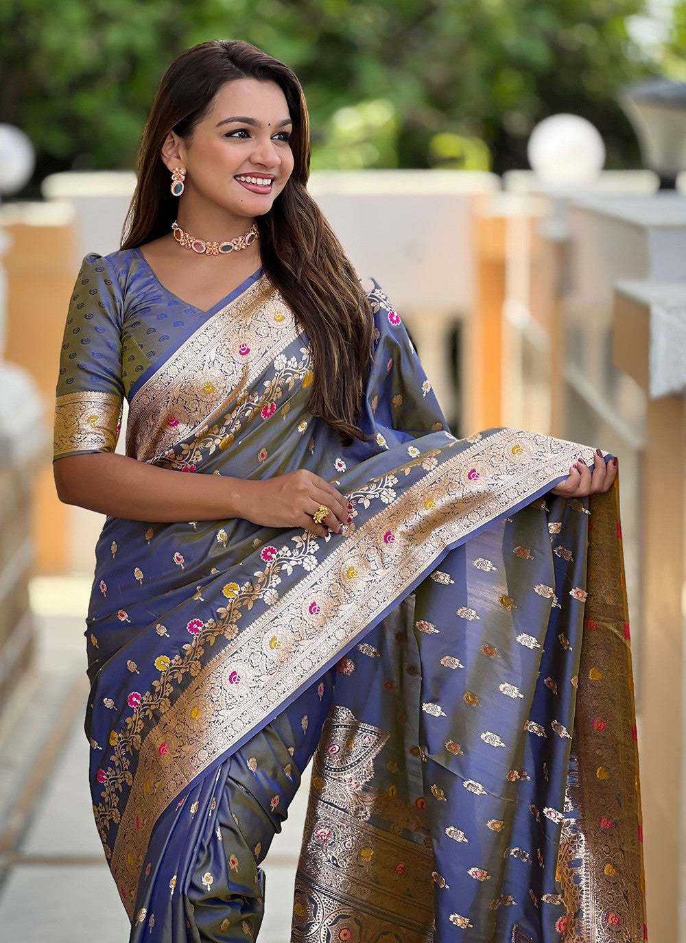 Grey Banarasi Silk Classic Saree Meenakari, Woven S16651