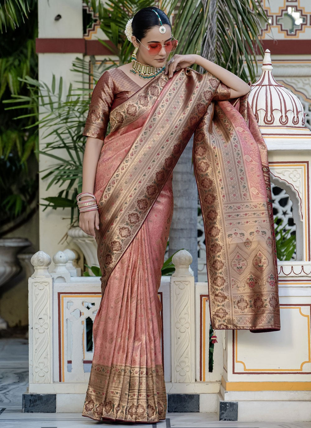 Pink Kanjivaram Silk Contemporary Saree Meenakari, Woven, Zari S15793