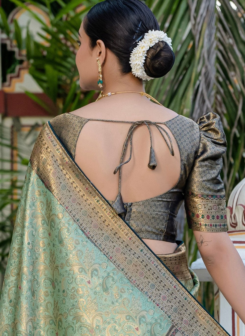 Sea Green Kanjivaram Silk Classic Saree Meenakari, Woven, Zari S15792