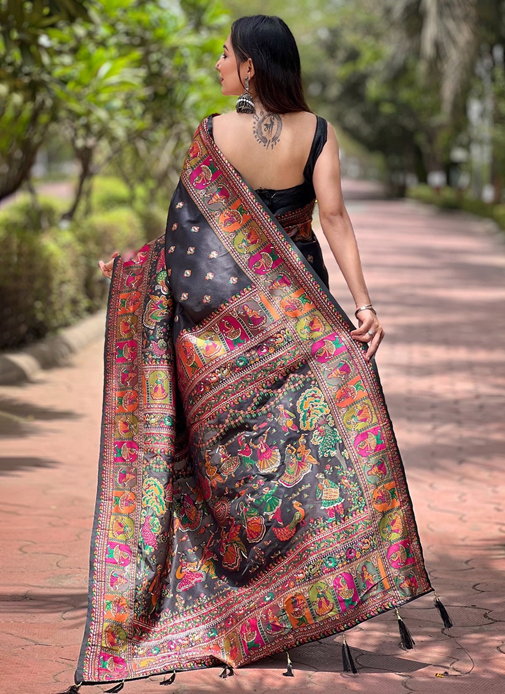 Contemporary Kashmiri Pashmina, Silk Saree - S8739