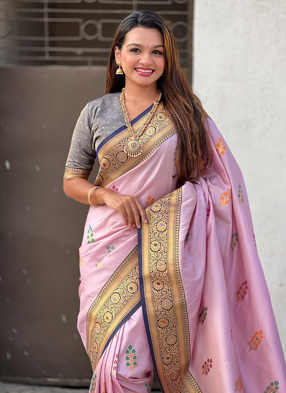 Meenakari Silk Pink Contemporary Saree S15304