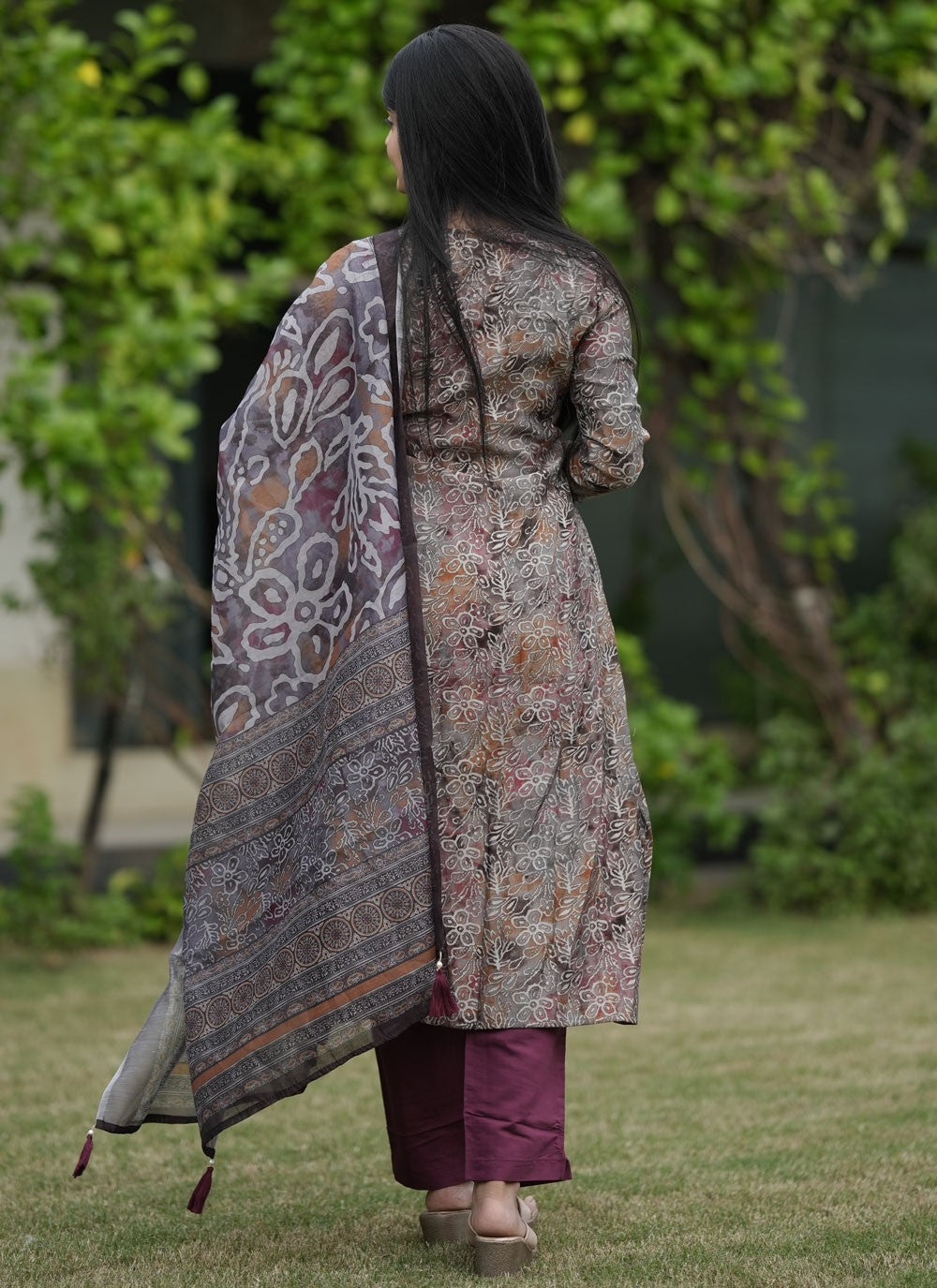 Salwar Suit Foliage Prints Grey Modal T5055