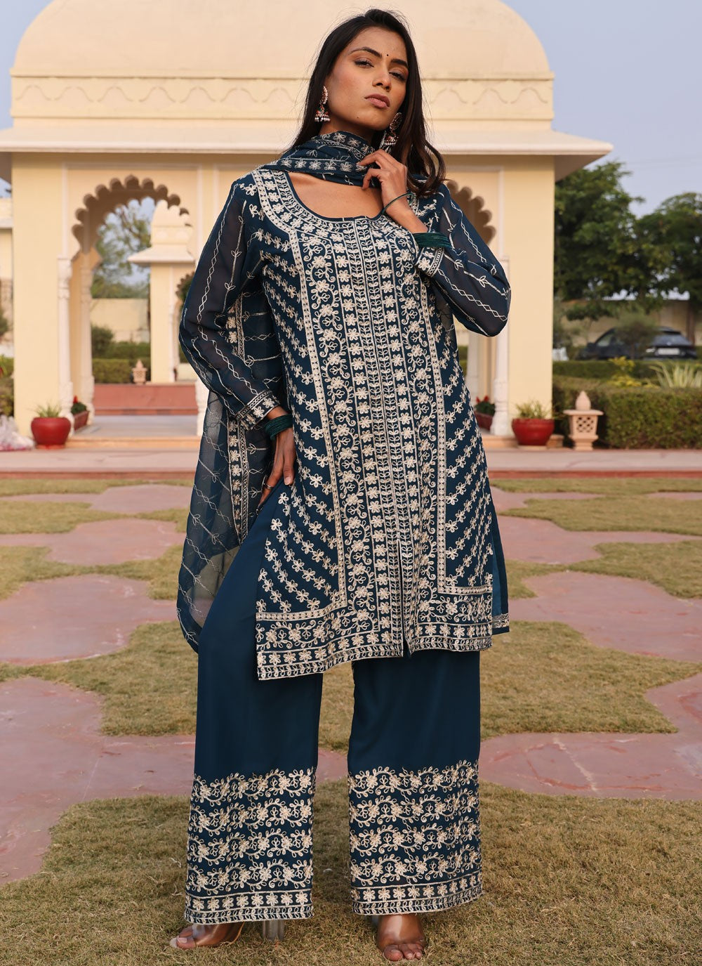 Embroidered Georgette Morpeach Salwar Suit T5981
