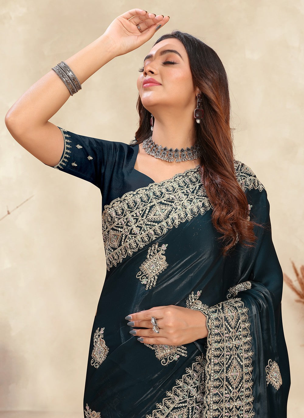 Trendy Cord Crepe Silk Saree - S5288