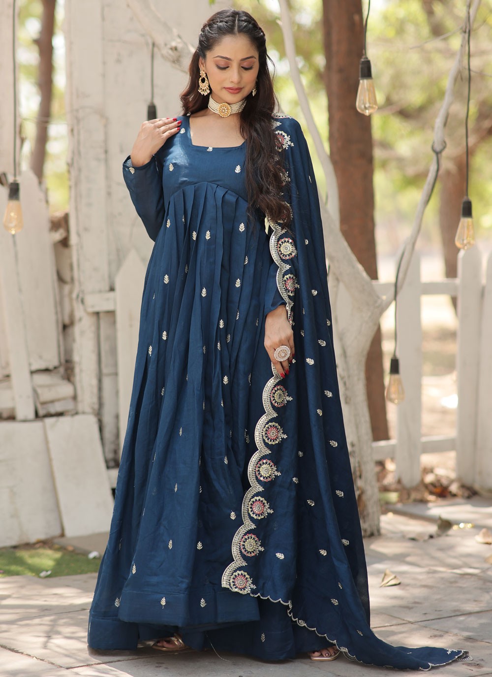 Vichitra Silk Gown - G1541