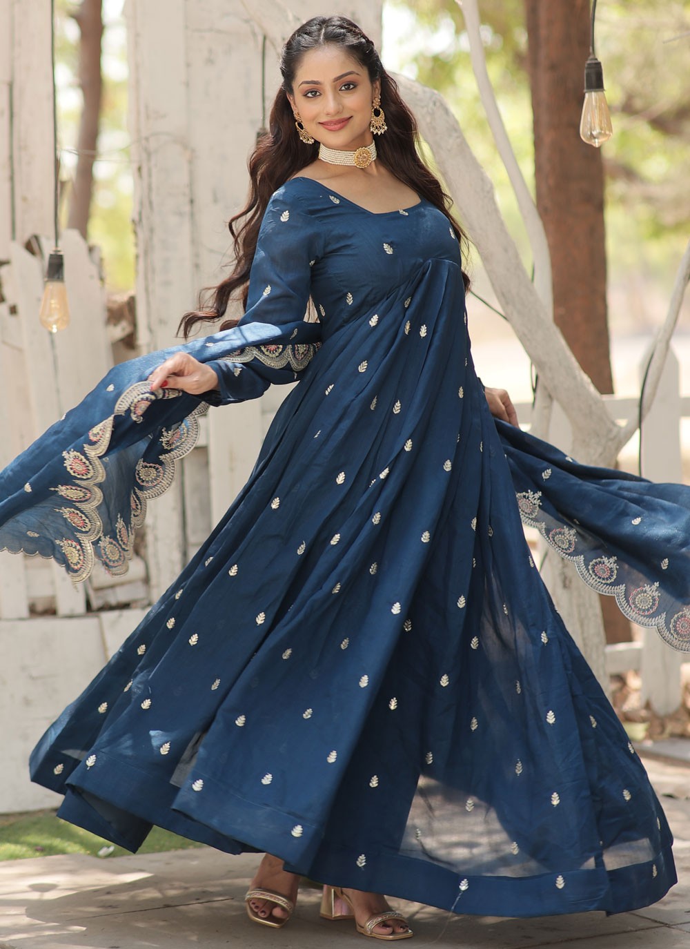 Vichitra Silk Gown - G1541