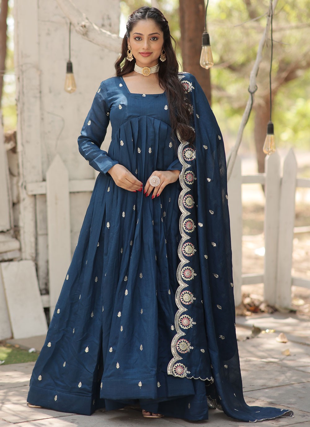 Vichitra Silk Gown - G1541