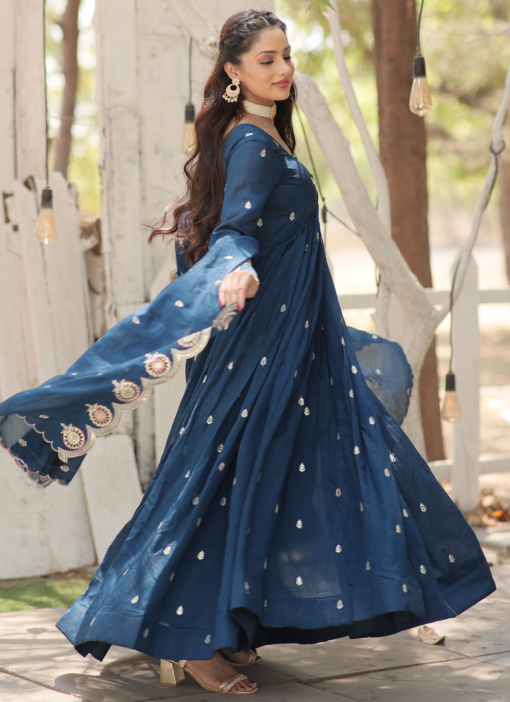 Vichitra Silk Gown - G1541