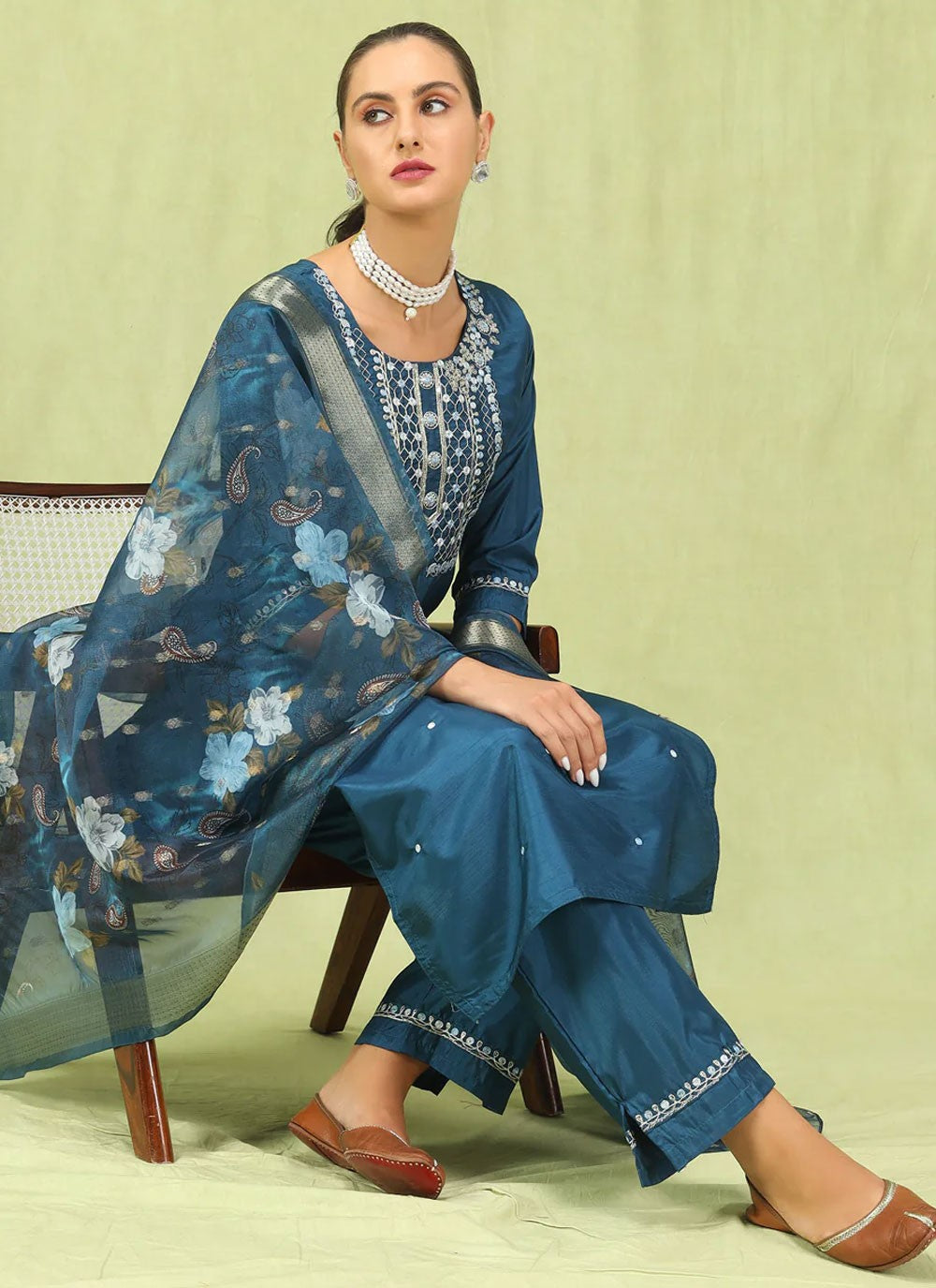 Embroidered Silk Blend Morpeach Pant Style Suit T6247