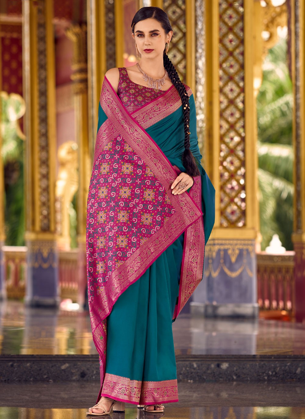 Morpeach Silk Designer Saree Weaving Zari, Zari S16161