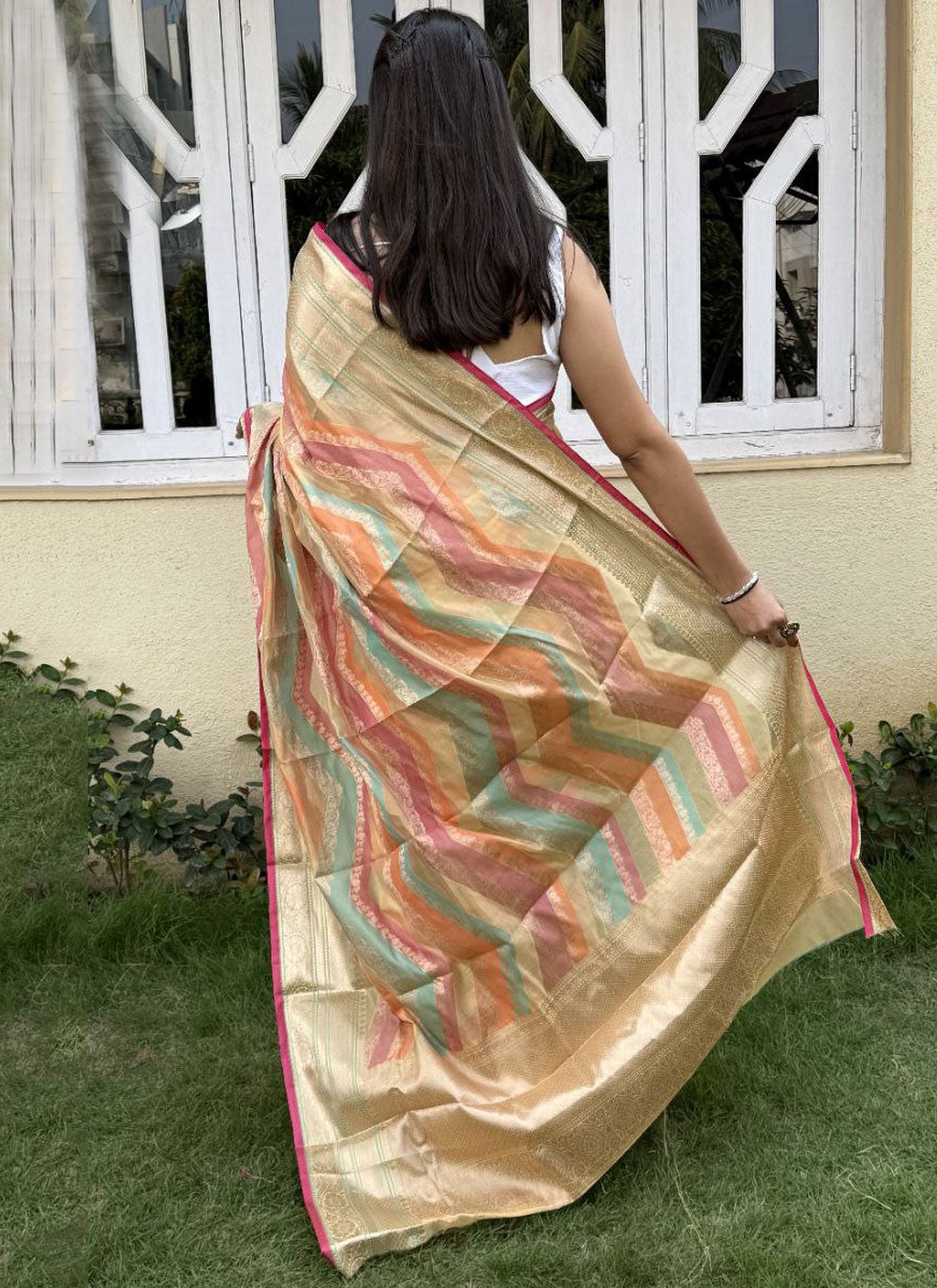Weaving Zari Crepe Silk Saree - S11768
